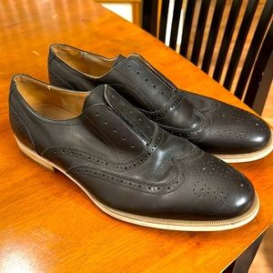 Black Steve Madden dress shoes